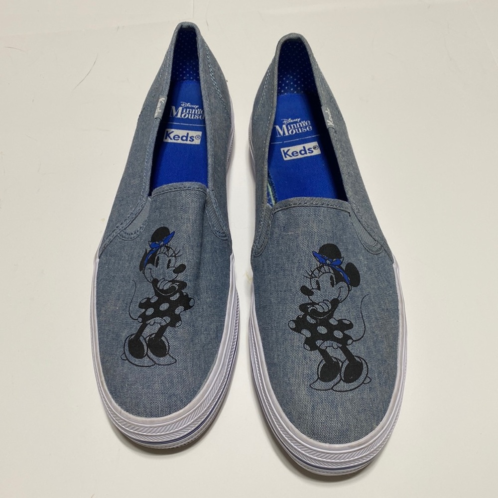 Disney Minnie Mouse sneakers size 9.5